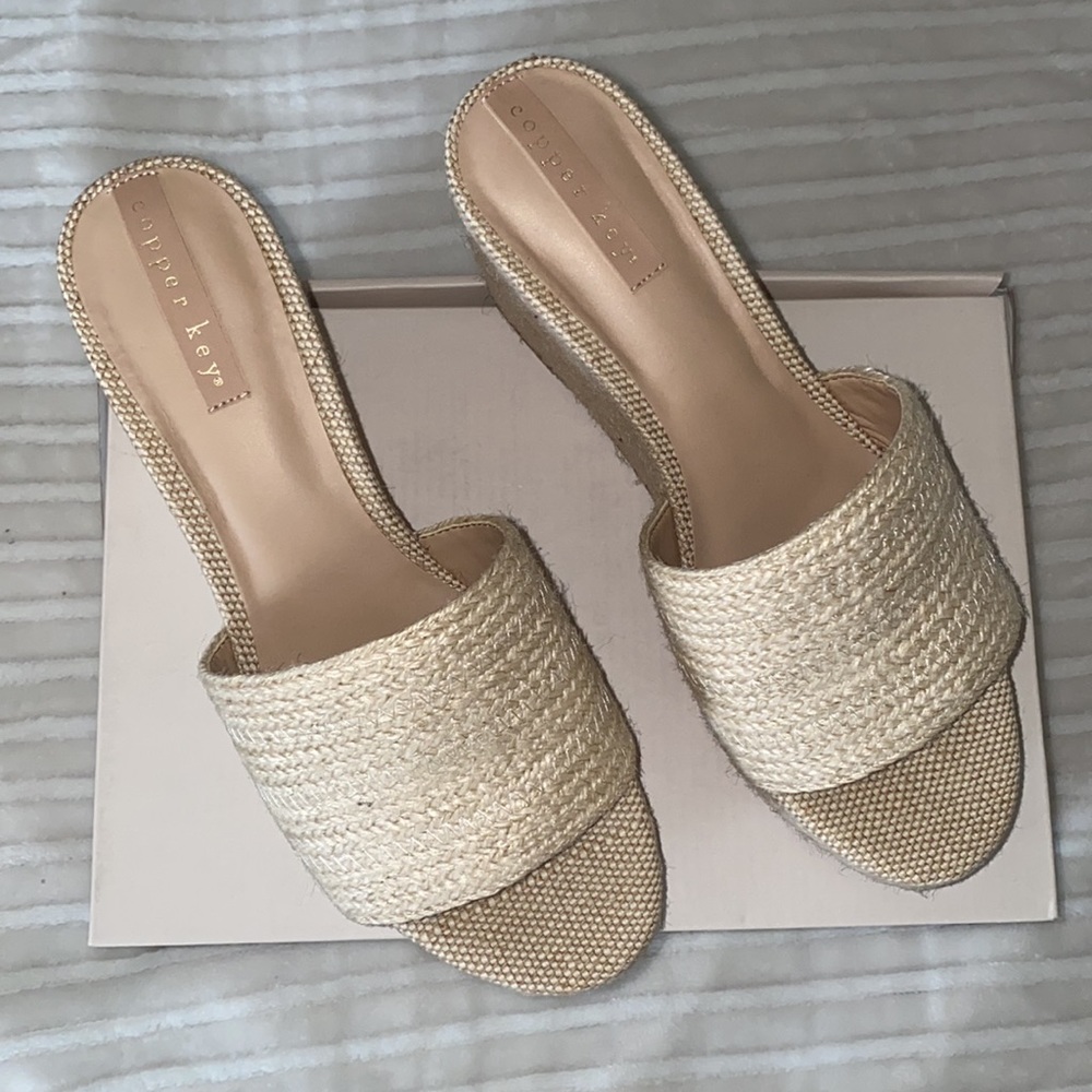 Platform Wedges - Picture 3 of 4
